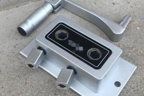 晾衣架手摇器常见故障怎么处理?维修方法介绍