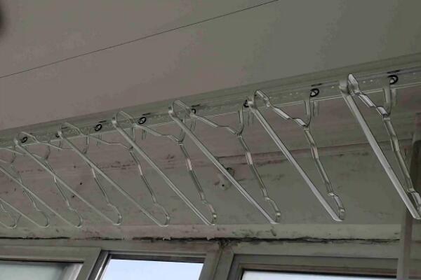 晾衣架维修费用是多少?如何找到维修电话?